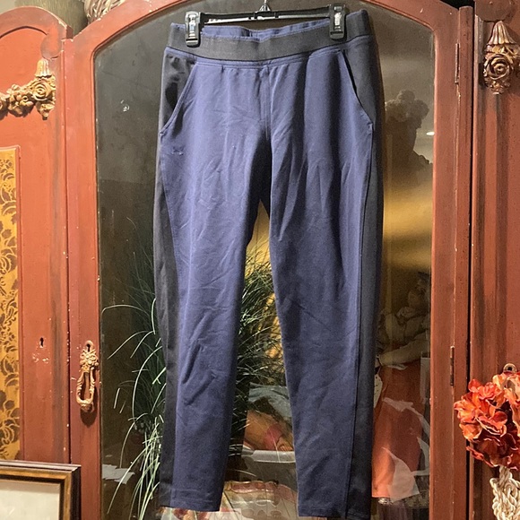 Under Armour Heat Gear Athletic Leggings Yoga Jogging Pants Size Medium - Picture 1 of 9